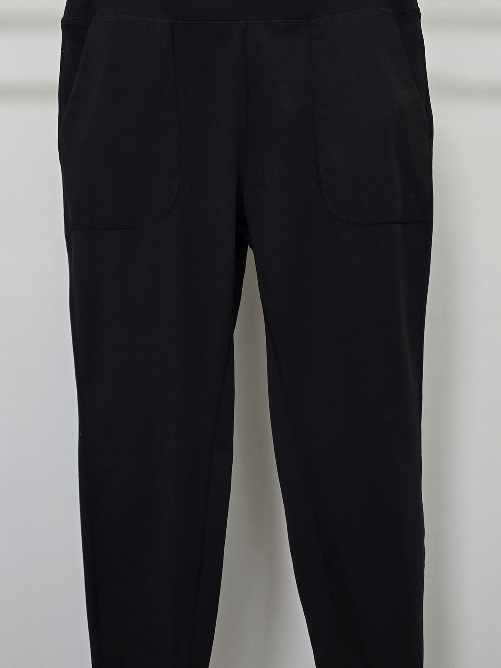 Glyder Women's Black Stretch Knit Pants